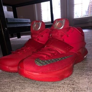 KD 7 GLOBAL GAME BASKETBALL SNEAKERS